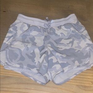All in Motion Girls’ Light Gray/Blue Camo Shorts